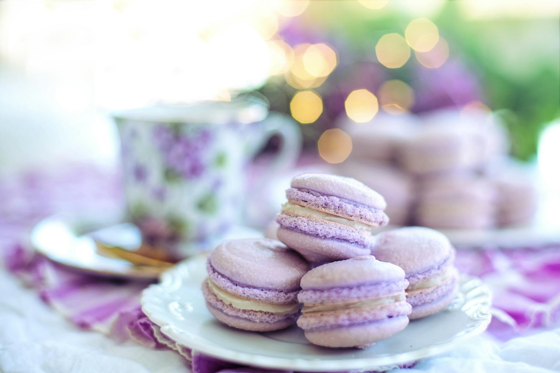 Delicious cookies and cupcakes from Yummy Wonders Bakery